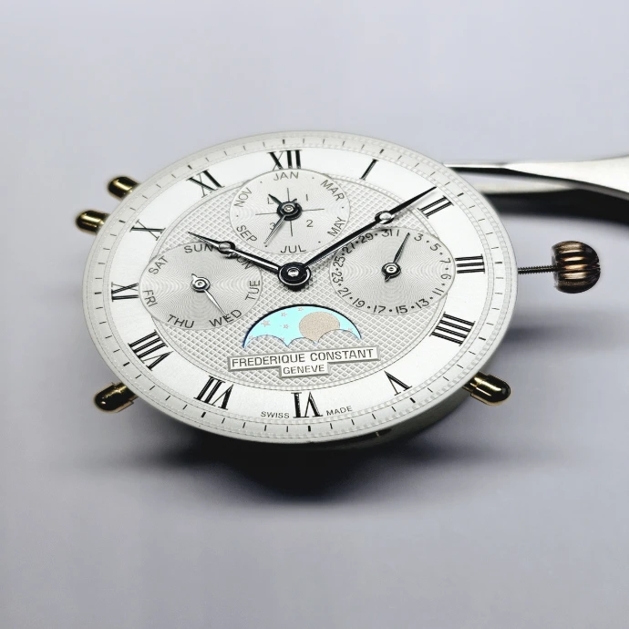 montre frederique constant